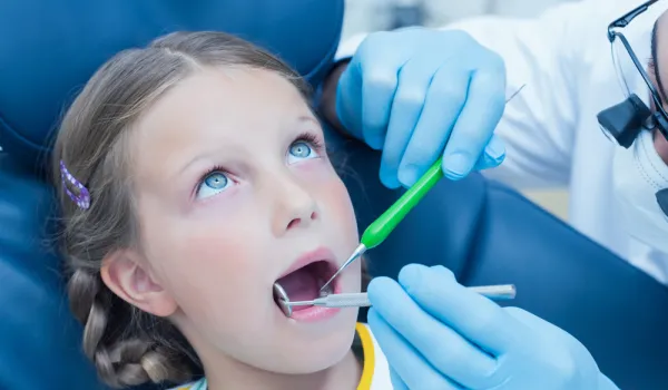dental hygienist