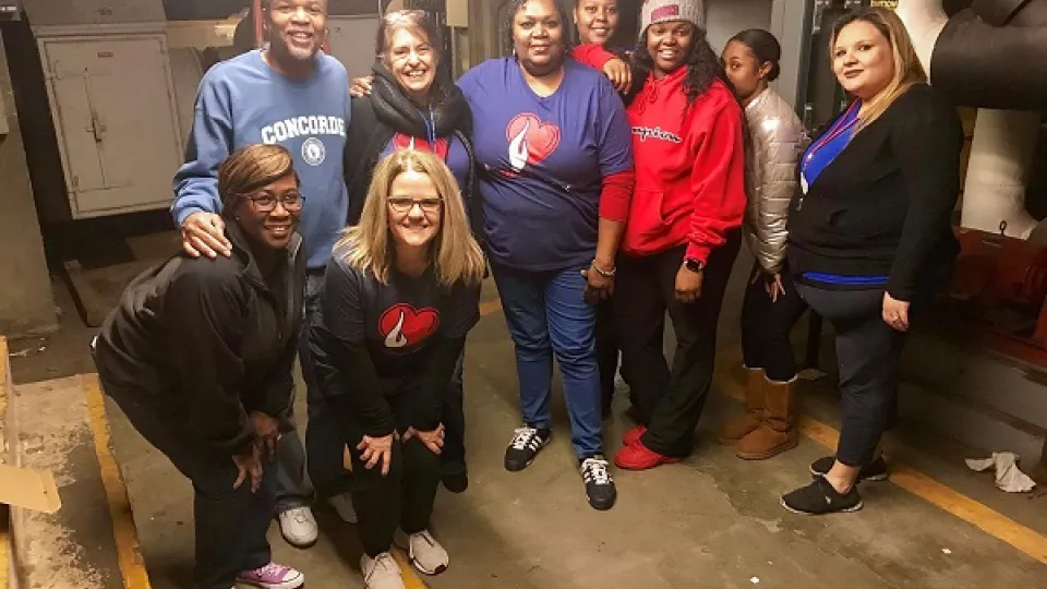 MOMKC_Concorde-Kansas-City_Love-Fund_Sack-It-For-Santa title