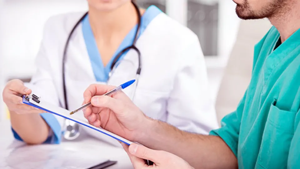 Medical Assistant or Medical Office Administrator Degree