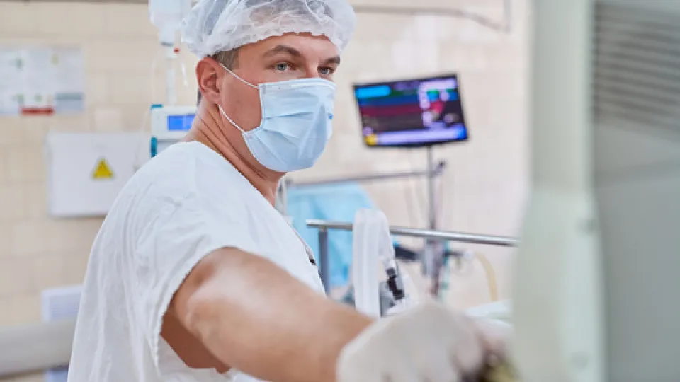 Surgical Technologist Training