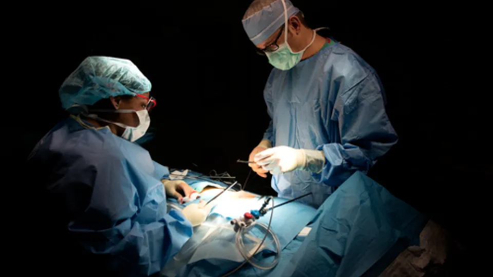 surgical technologist, concorde career, scrub tech