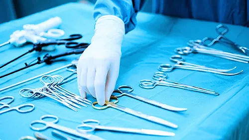 tray of sterilized surgical instruments
